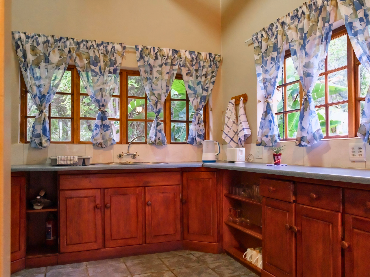 Sundowner Kitchen